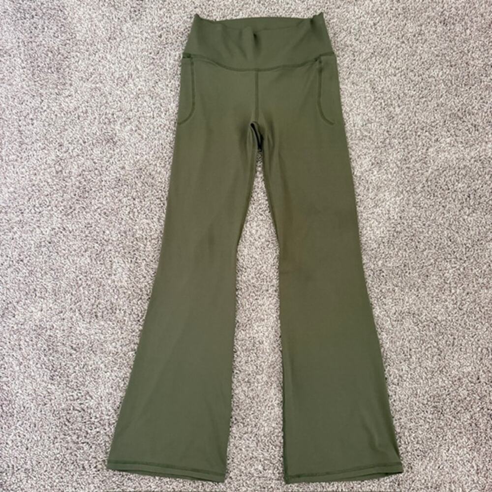 Under‎ Armour Flare Pants Women's MP Olive Green Pockets Stretch Mid-Rise